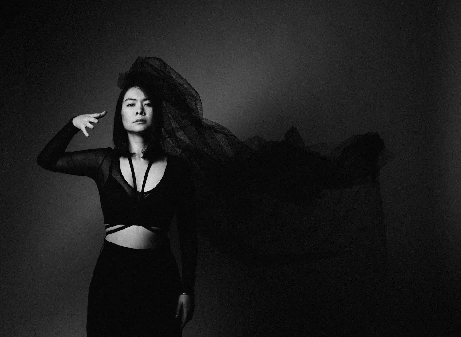Митски исполнительница. Mom i m tired mitski. Mitski исполнительница. Митски мияваки. Мицки мияваки.