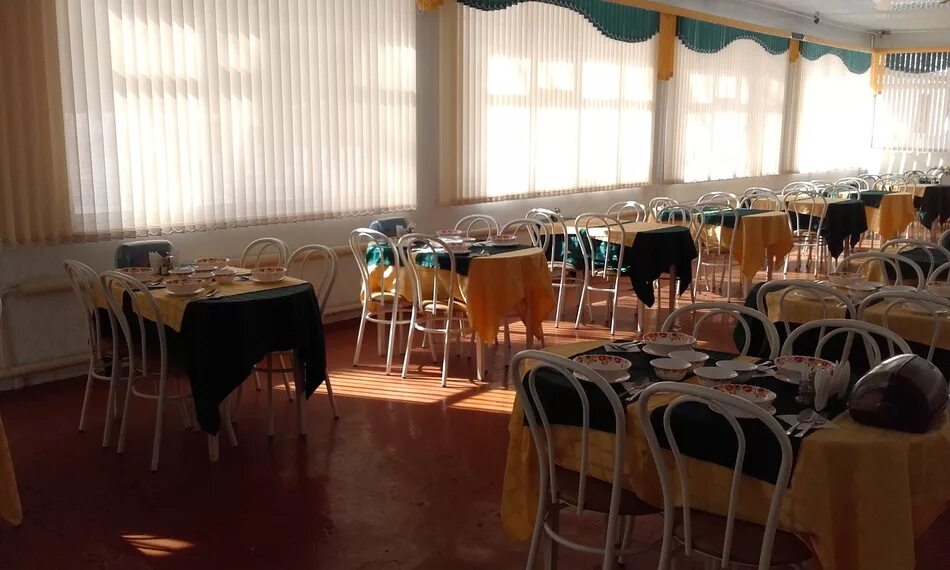 караваева роща оренбург санаторий официальный сайт. караваева роща 28 оренбург. санаторий дубовая роща оренбургская область. караваева роща областной центр медицинской реабилитации г оренбурга. караваева роща 28 санаторий оренбург.