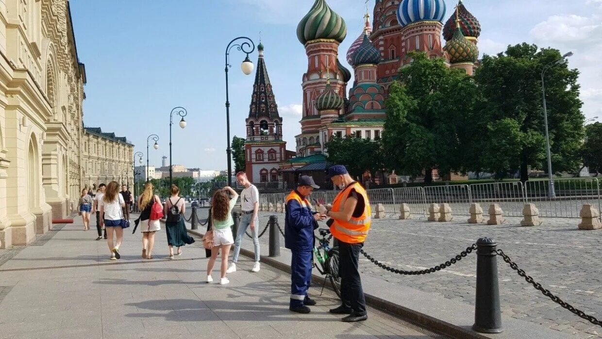 Население москвы выросло. Жители Москвы. Население Москвы. Столица население Москвы. Население Москвы кратко.