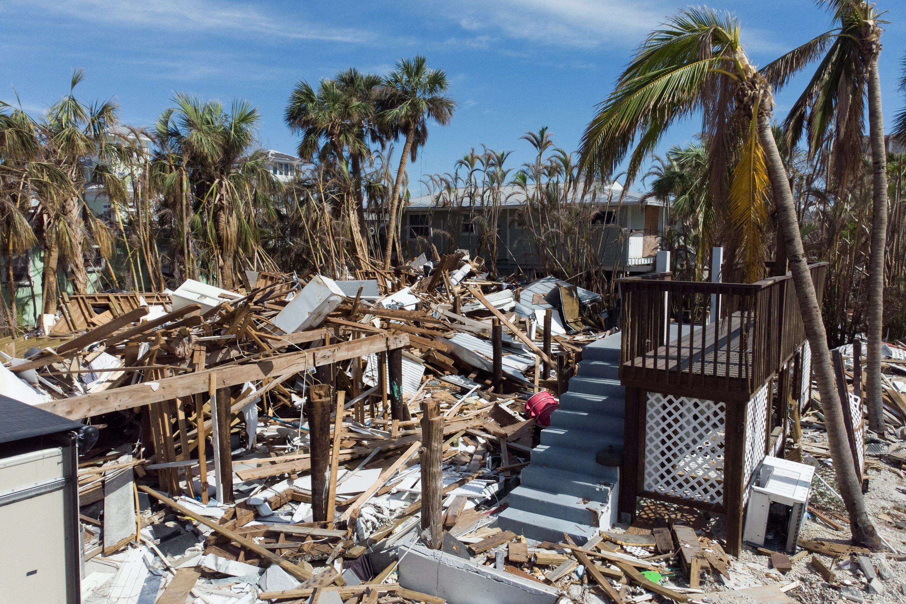 Natural disasters hurricane. Стихийные бедствия. Стихийные бедствия ураган. Ураган во Флориде. Стихийные бедствия в США.