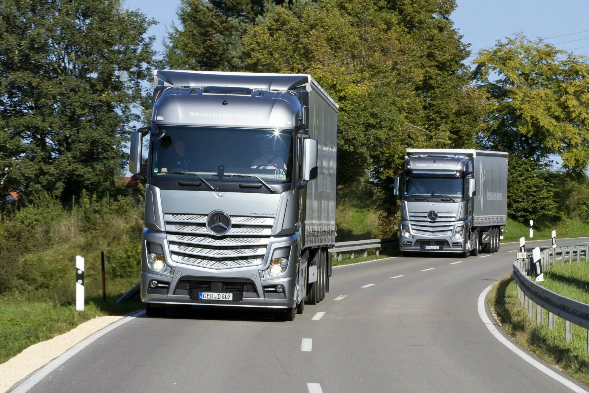 Мерседес Актрос. Грузовик Мерседес Актрос Дальнобой. Mercedes Benz Actros 184. Mercedes Benz Truck 2015.