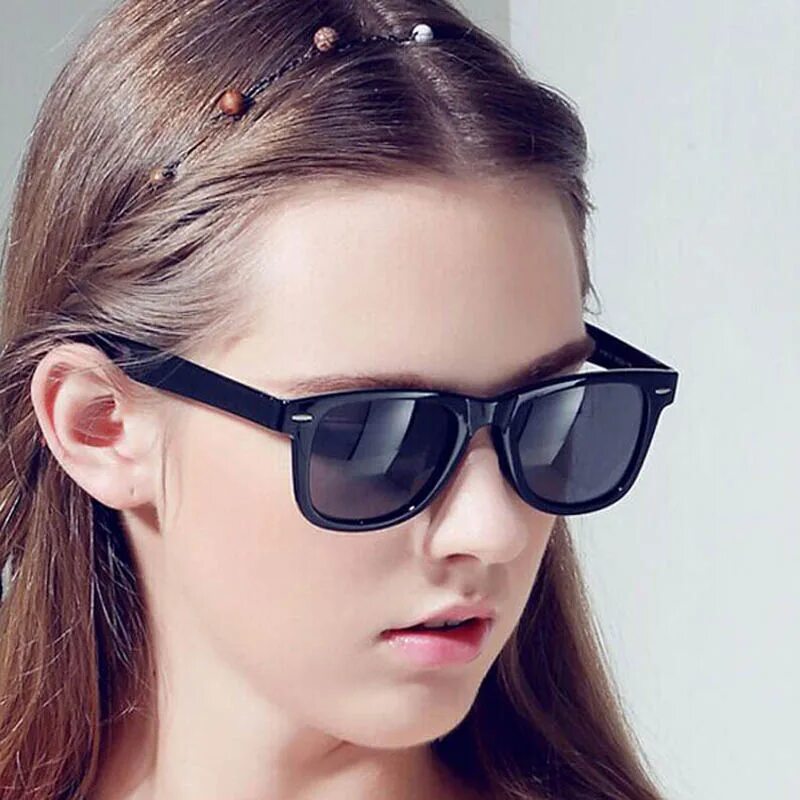 Unisex sunglasses. Ray ban Wayfarer Classic женские. Wayfarer Style очки. Вайфареры очки женские солнцезащитные. Очки ray ban Авиаторы.