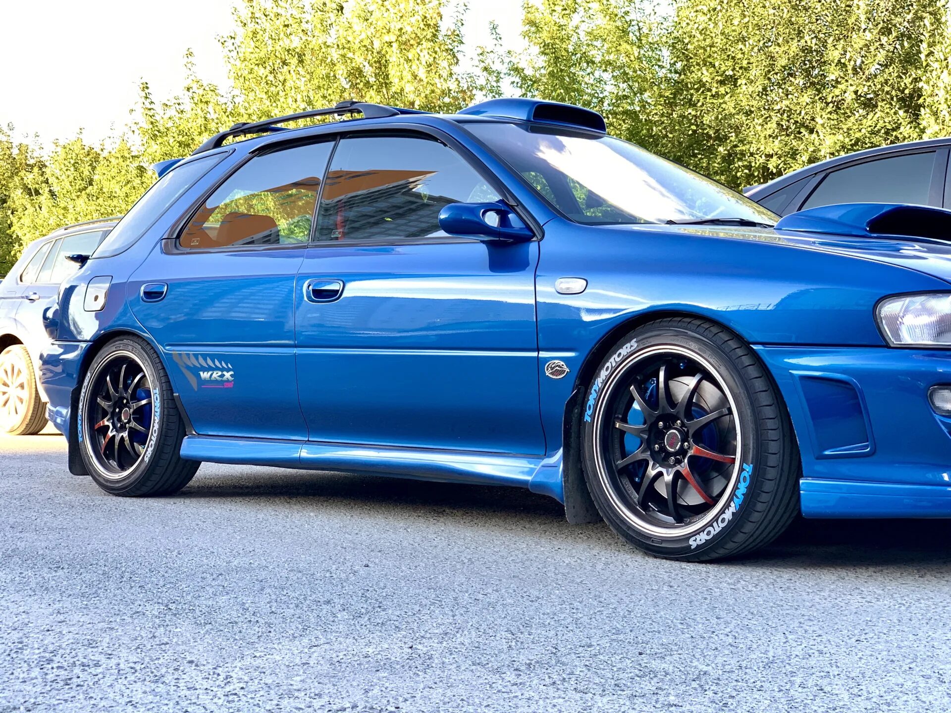 Резина импреза. Rays ce28 r17. Subaru impreza r17 55. Шины 205 70 15 на субару импреза. Субару импреза gf8.