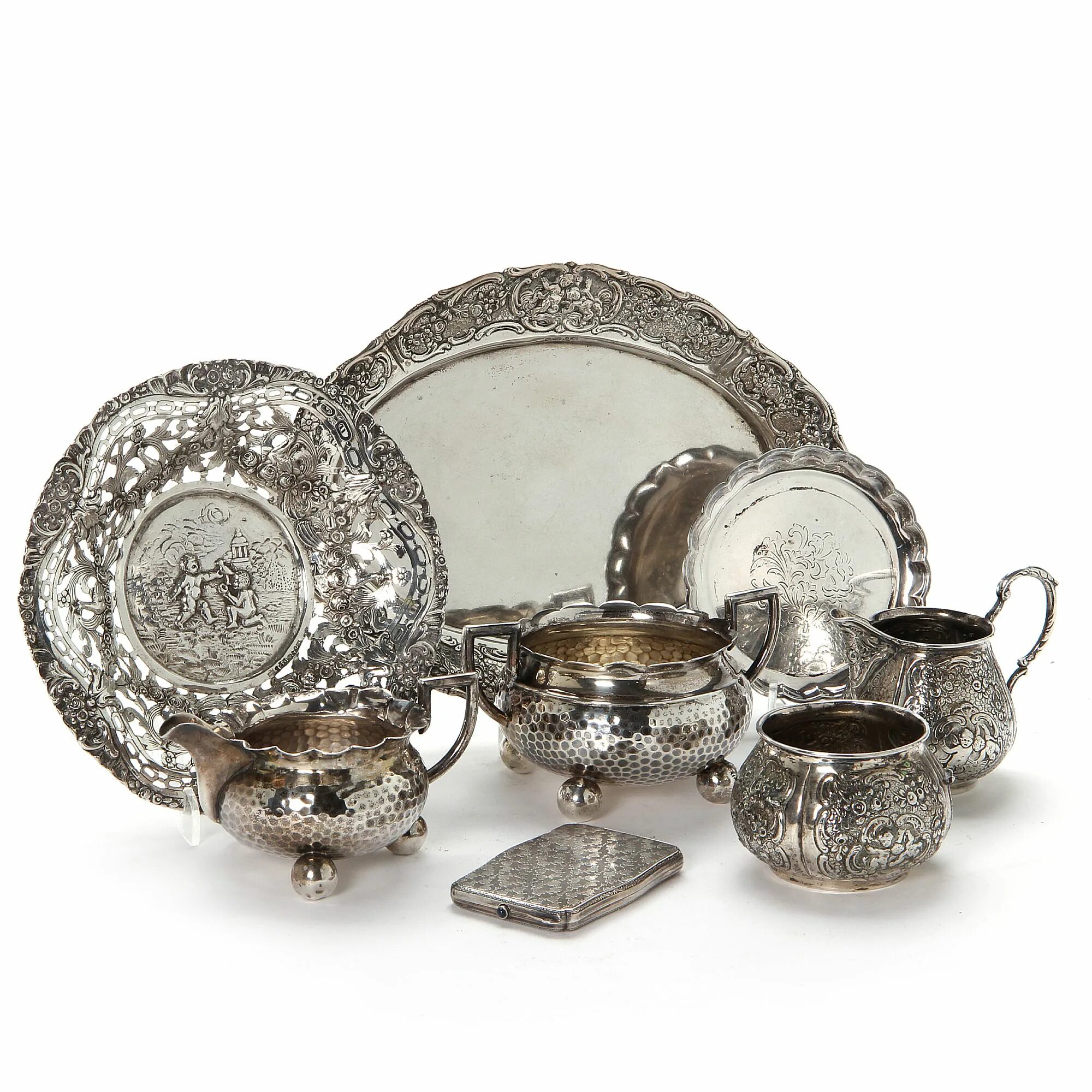 Столовое серебро. Lhiocchetti Lucca 1896 посуда серебро. Falstaff посуда Silver Plated. Барон посуда серебро 1810. Старая серебряная посуда.