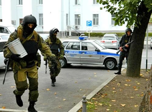 Нальчик террористы. Нальчик теракт 13 октября. 13 октября 2005 года нальчик. нальчик 2005 год нападение.