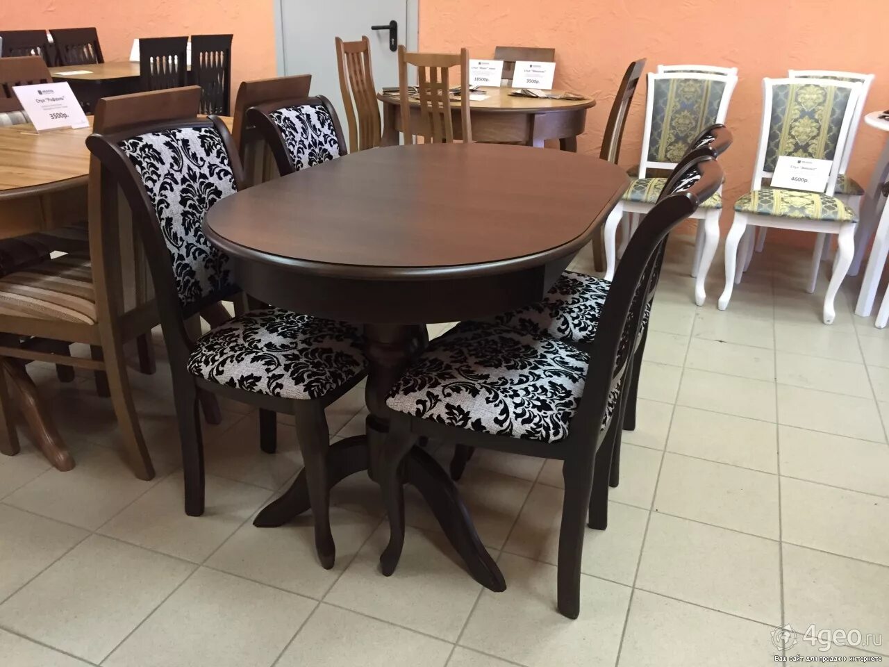 Стол 12 стульев. Магазин 12 стульев ливны. Обеденная группа альт 11-11. Большие столы для гостиной. Обеденная группа ст 3045р windsor.