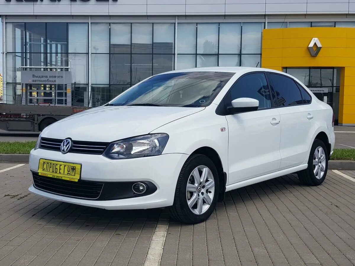 VW Polo sedan 2015. Volkswagen Polo 2015 белый. Volkswagen Polo 2015 седан. Volkswagen Polo sedan 2015 белый.