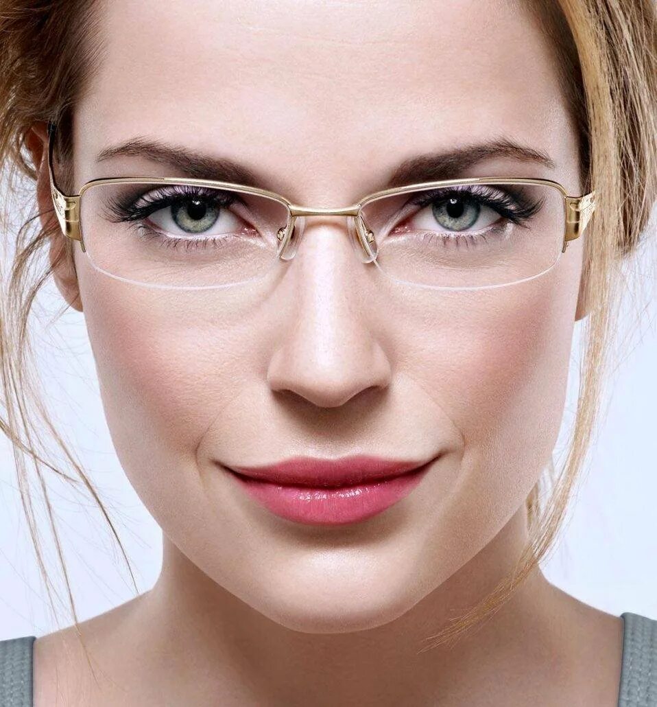 Форма очков в 2024 году. Оправы 2020-2021. Оправы для очков женские для зрения. Стильные очки для зрения. Стильные женские очки для зрения.