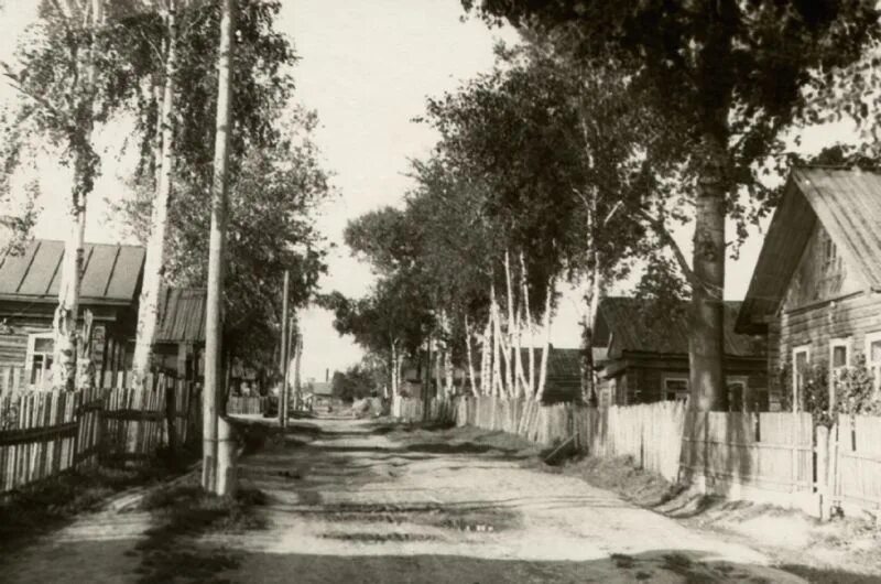 П песочное рыбинский. Улочки Череповец. Деревня Лужники 1953. Фото старого Череповца. Село Рождества в Череповце старые фотографии.