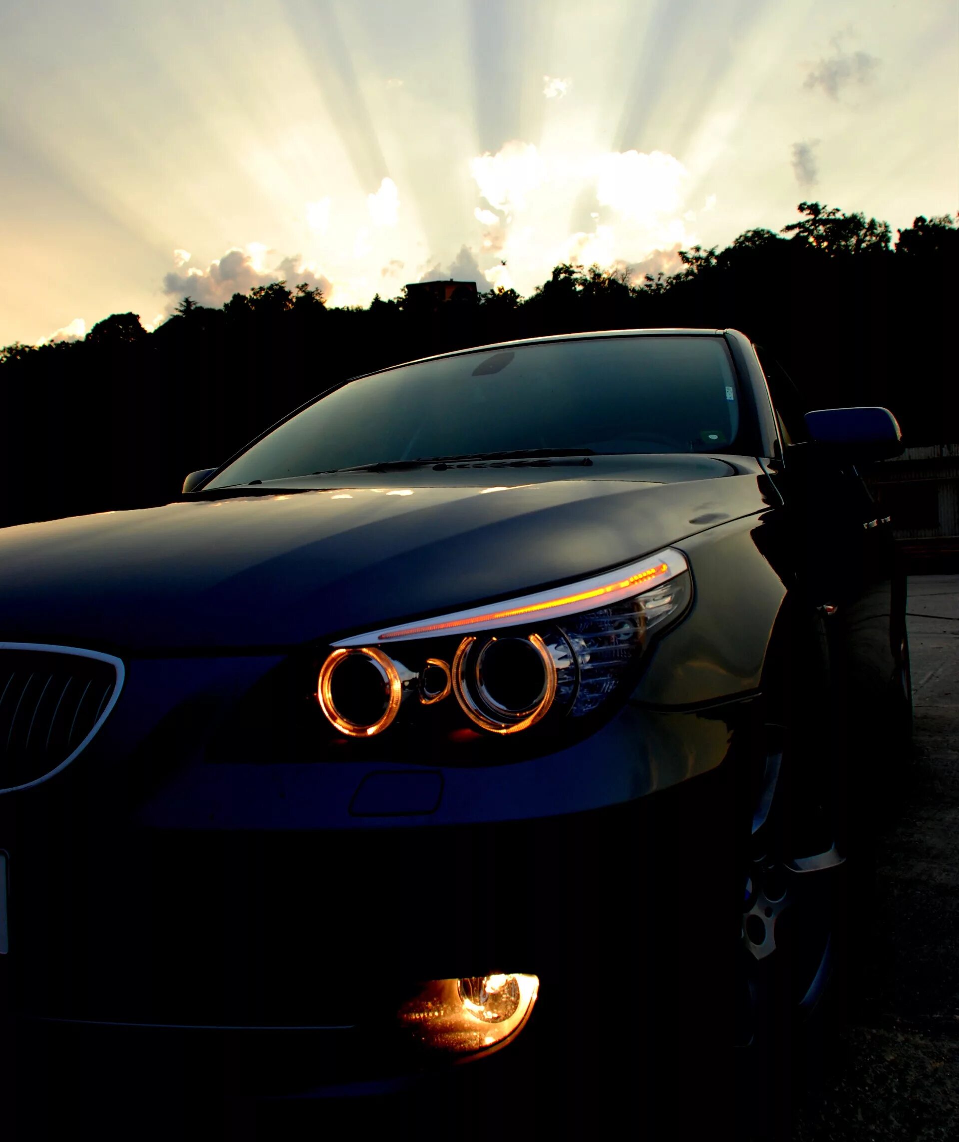 BMW e60 на аву. BMW m3 в темноте. Взгляд БМВ е60. BMW e60 Night. Аватарка м5