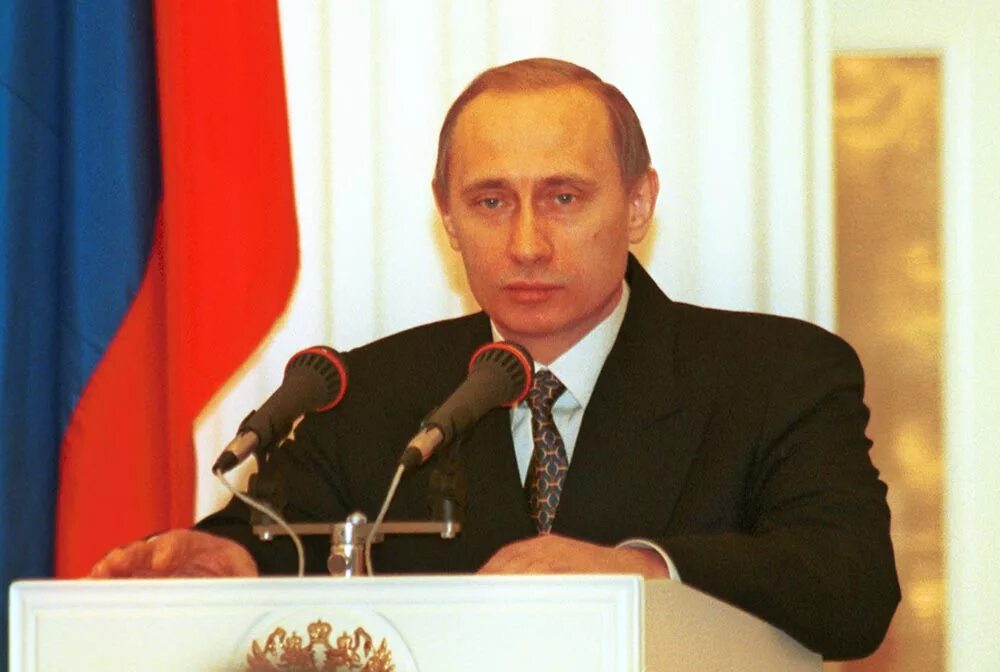 Срок президента. Владимир Путин президент 2000. Путин Владимир Владимирович 2001. Путин Владимир Владимирович 2000г. Володя Путин 2000.