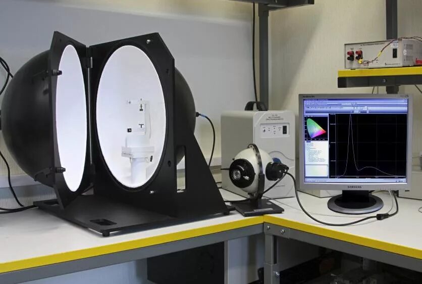 Измеритель светового потока. Измеритель силы света. Световое оборудование для испытаний. Испытания световых приборов.