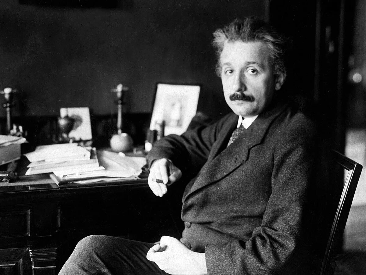 Einstein. Einstein