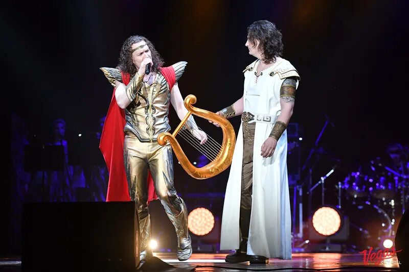 Рок опера орфей пламенев. Аид рок опера. Рок опера орфей пламенев. Рок опера орфей аид. Вегас сити холл рок опера орфей.