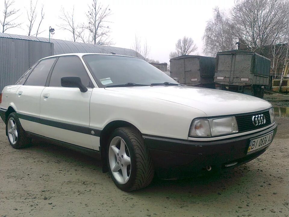 Авито ауди б4 купить. Audi 80 b3. Ауди 80 б3 белая. Ауди 80 б3 r14. Audi 80 1989 1.8.