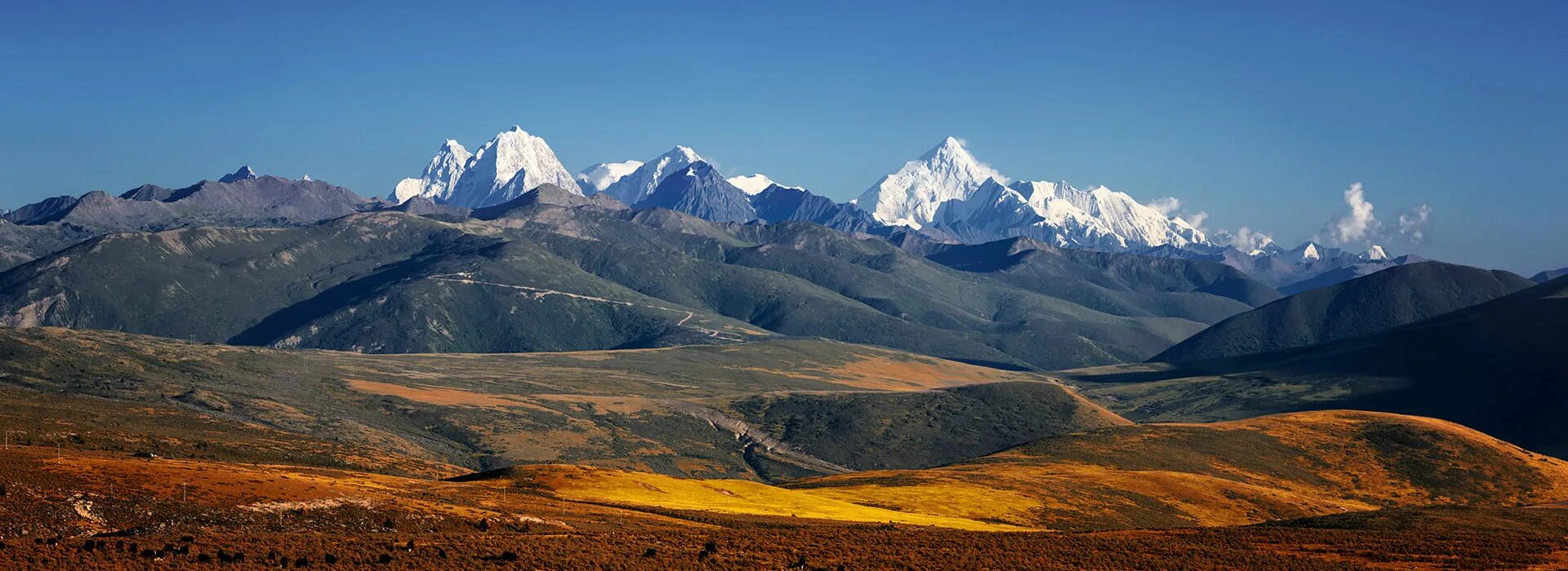 Священная гора 5 букв. Минья Конка гора. Горы Сычуань. Горы Узбекистана Сурхандарьинская область. Gongga Shan Mountain сверху.