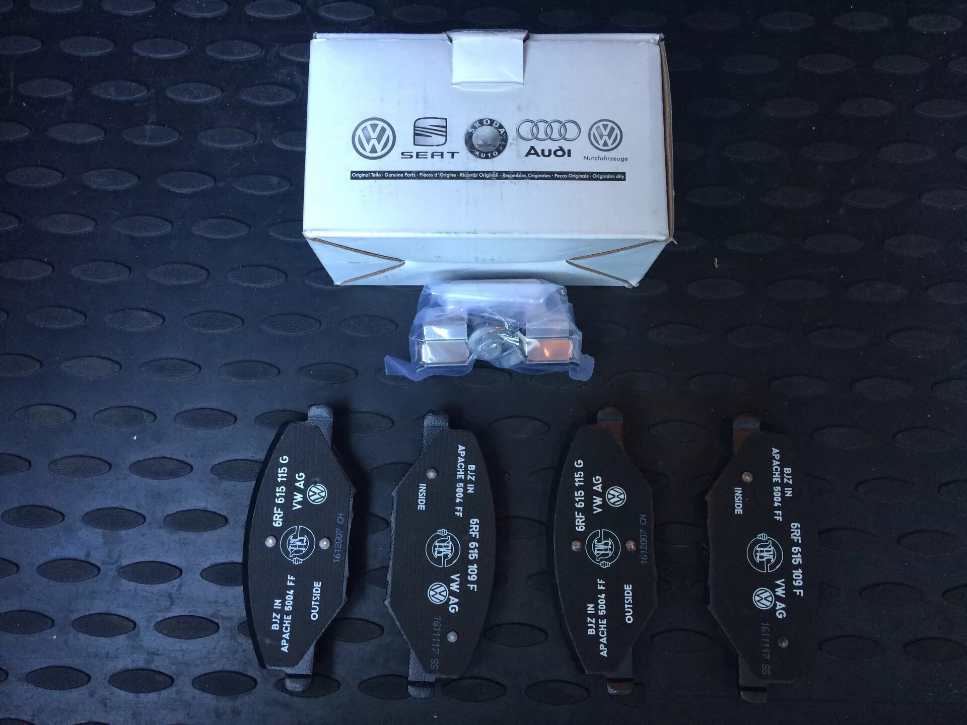 Vag 2k5698151e колодки тормозные. Передние колодки поло седан 105лс. Колодки тормозные передние ауди а3 0986494660. 1k0 698 451. Оригинальные колодки фольксваген.