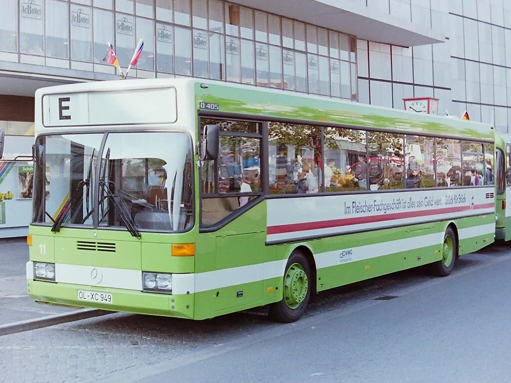 Автобус плодовое. Mercedes-Benz o406. Даймлер Бенц 405. Mercedes Benz 405. Mercedes Benz 0405.