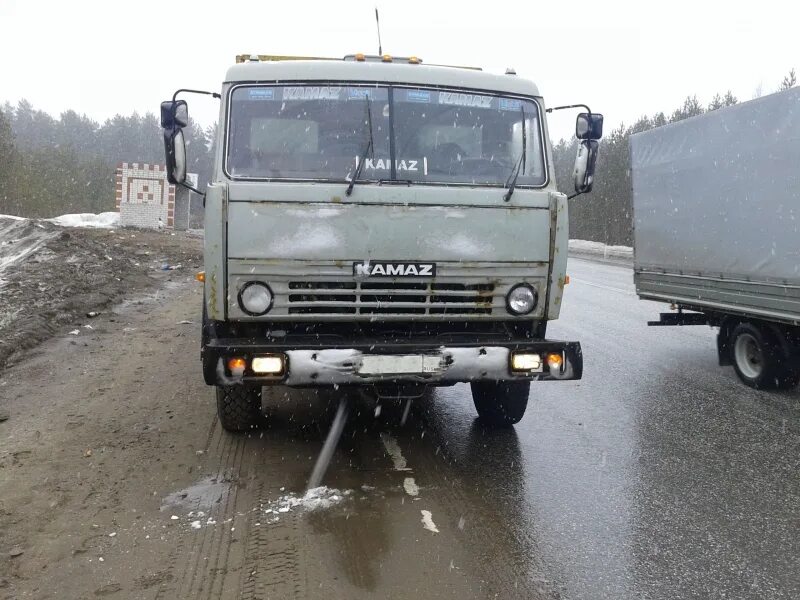 Газель столкнулась с КАМАЗОМ. ФСИН ремонт КАМАЗ. Купить камаз в волгограде