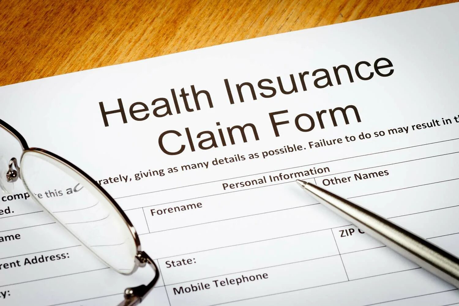 Claim for. Claim details. Рука заполняет форму. Claim details. Рисунок человечек заполняет бланк.
