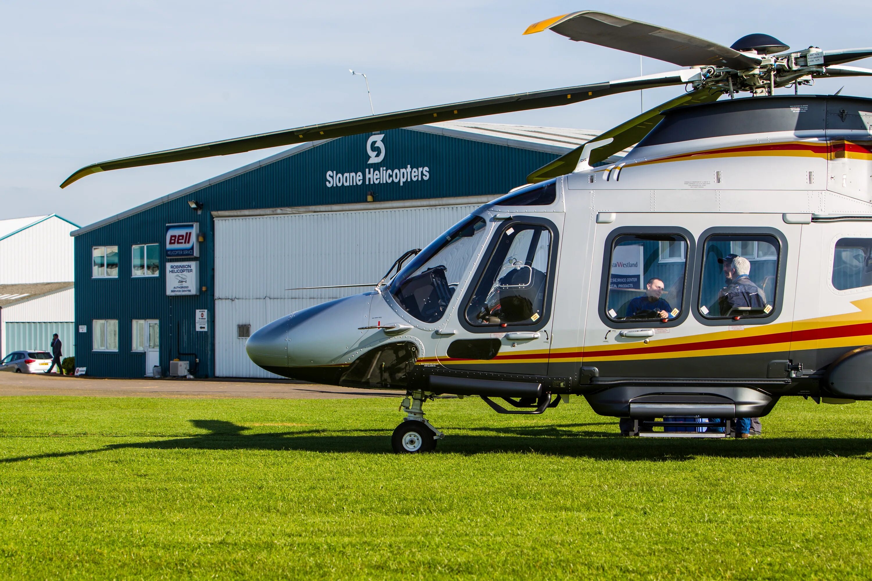 Вертолет r44