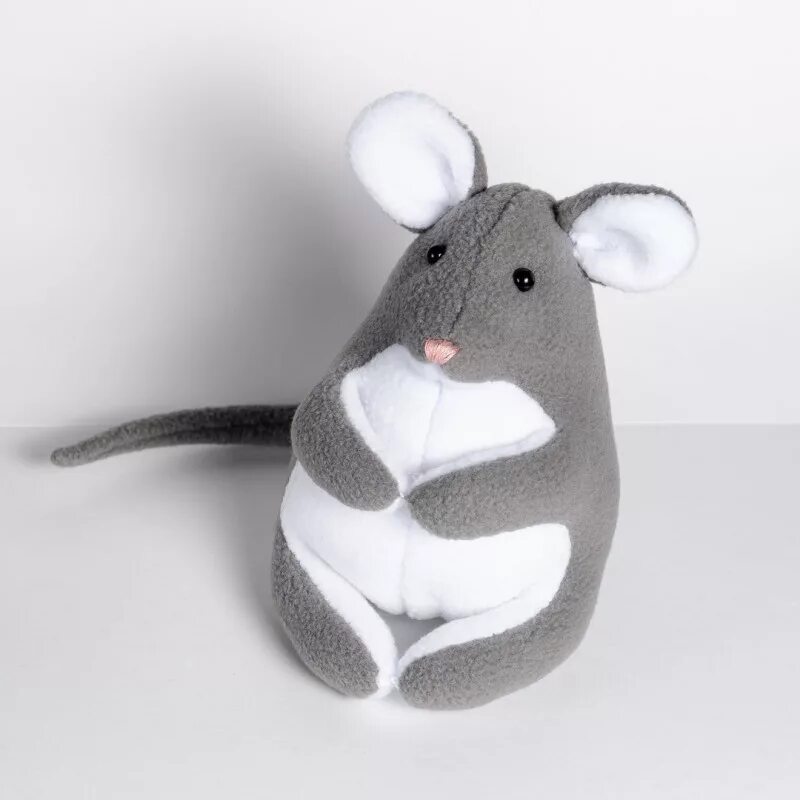 маленькие игрушки из ткани. текстильные мышки. игрушка мышка своими руками. мышь тканевая. мышка из ткани.