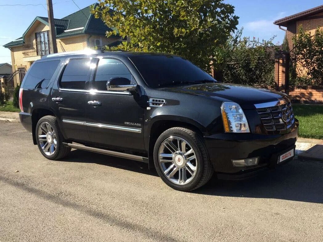 эскалейд 2011 года. кадиллак эскалейд 2011. кадиллак эскалейд 2011 сзади. эскалейд 2011 года. Cadillac escalade 3.