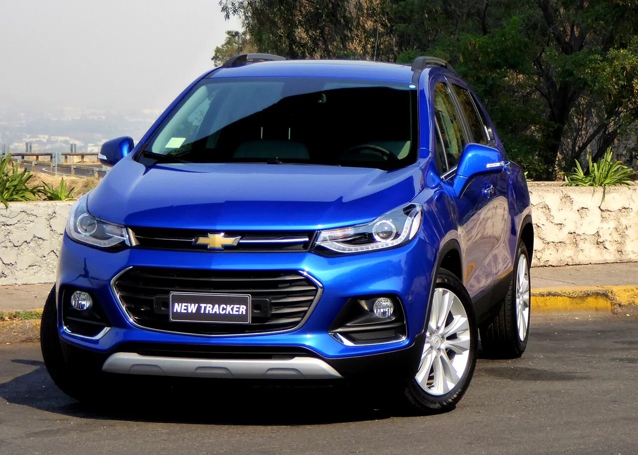 Шевроле кобальт 2012. Chevrolet malibu седан 2012. Кроссовер chevrolet traverse 2009. Узбекистан шевролет завод. Шевроле рк.