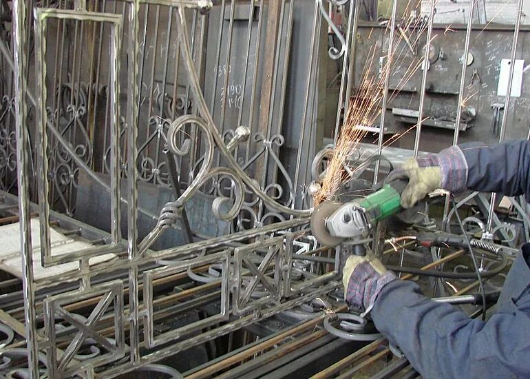 Декоративные металлические изделия. Декоративные изделия из металла. Создание изделий из металла. Изделия из кованного металла. Создание изделий из металла.