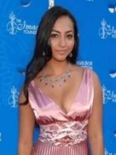 Xizmatkorni kuch bilan sikdi