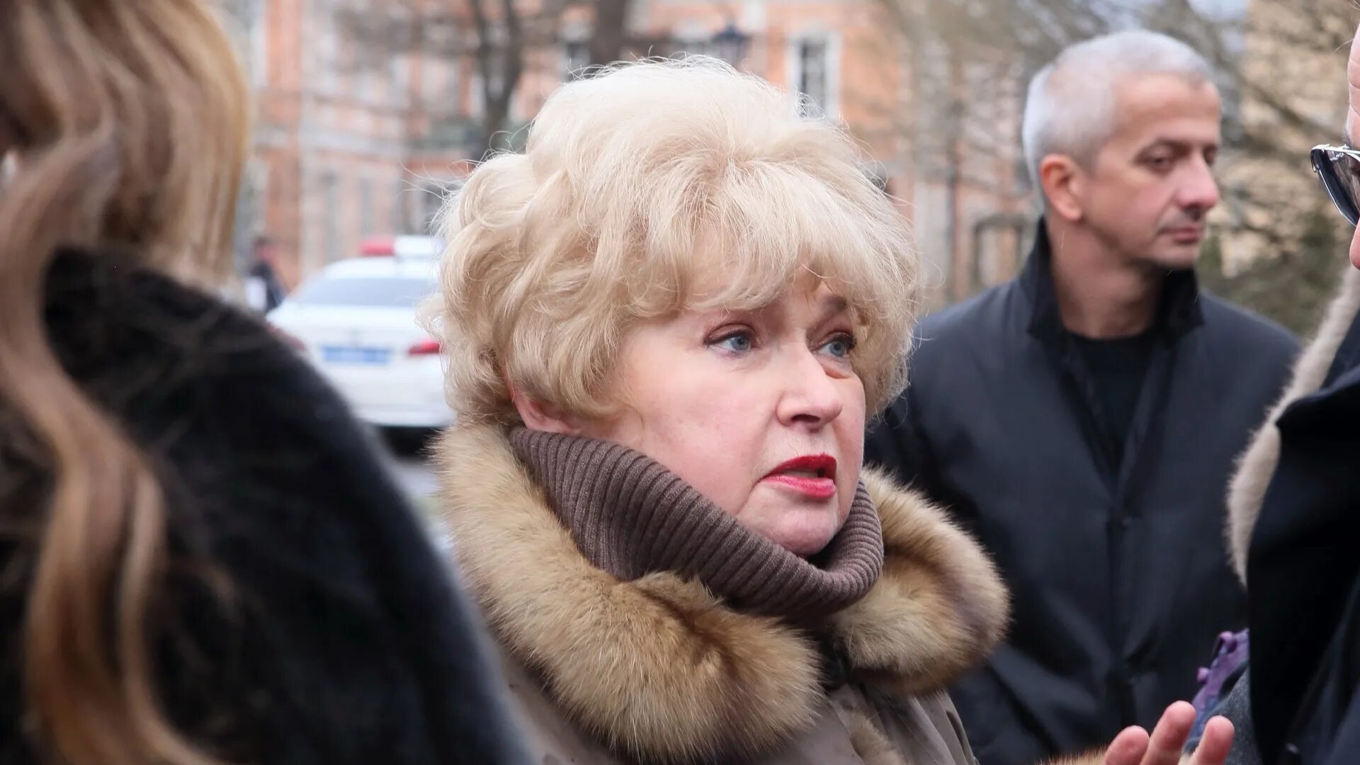 Правда ли что собчак и нарусова. Нарусова о бомжах. нарусова и платон. людмила нарусова и платон. собчак людмила нарусова.