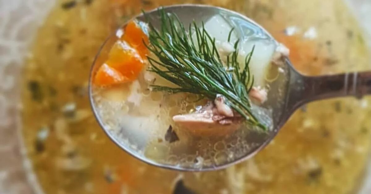 Ирландская Рыбная похлебка. Рыбный суп со сметаной. Щи с рыбой. Суп из консервы скумбрия. Из какой консервы варят рыбный суп