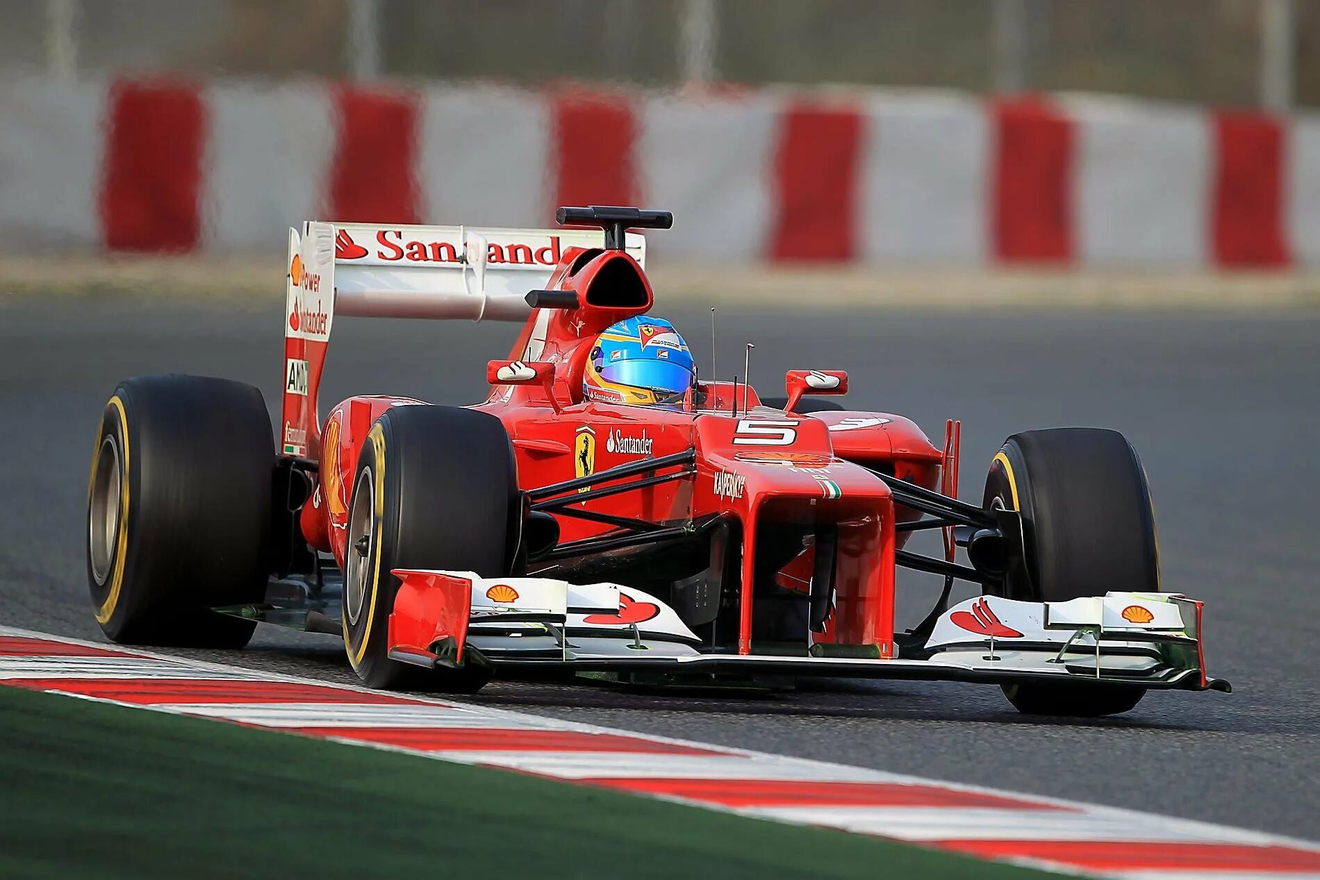 Ferrari f1 2012. Феррари формула 1 2012. F1 Болиды 2012. F1 Camel Болиды.