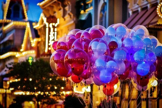 Colorful House Air Balloons