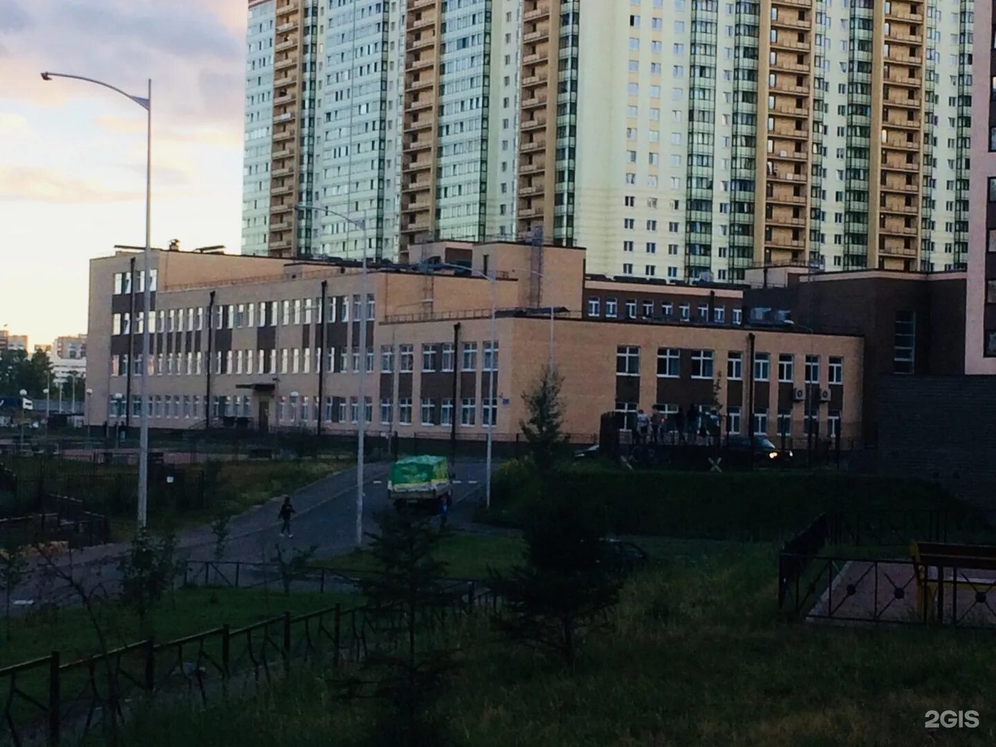 Школа 1 мурино. Школа 1 мурино. Средняя общеобразовательная школа муринский центр образования №. Муринский центр образования 1. Мобу сош муринский центр образования № 1, мурино.