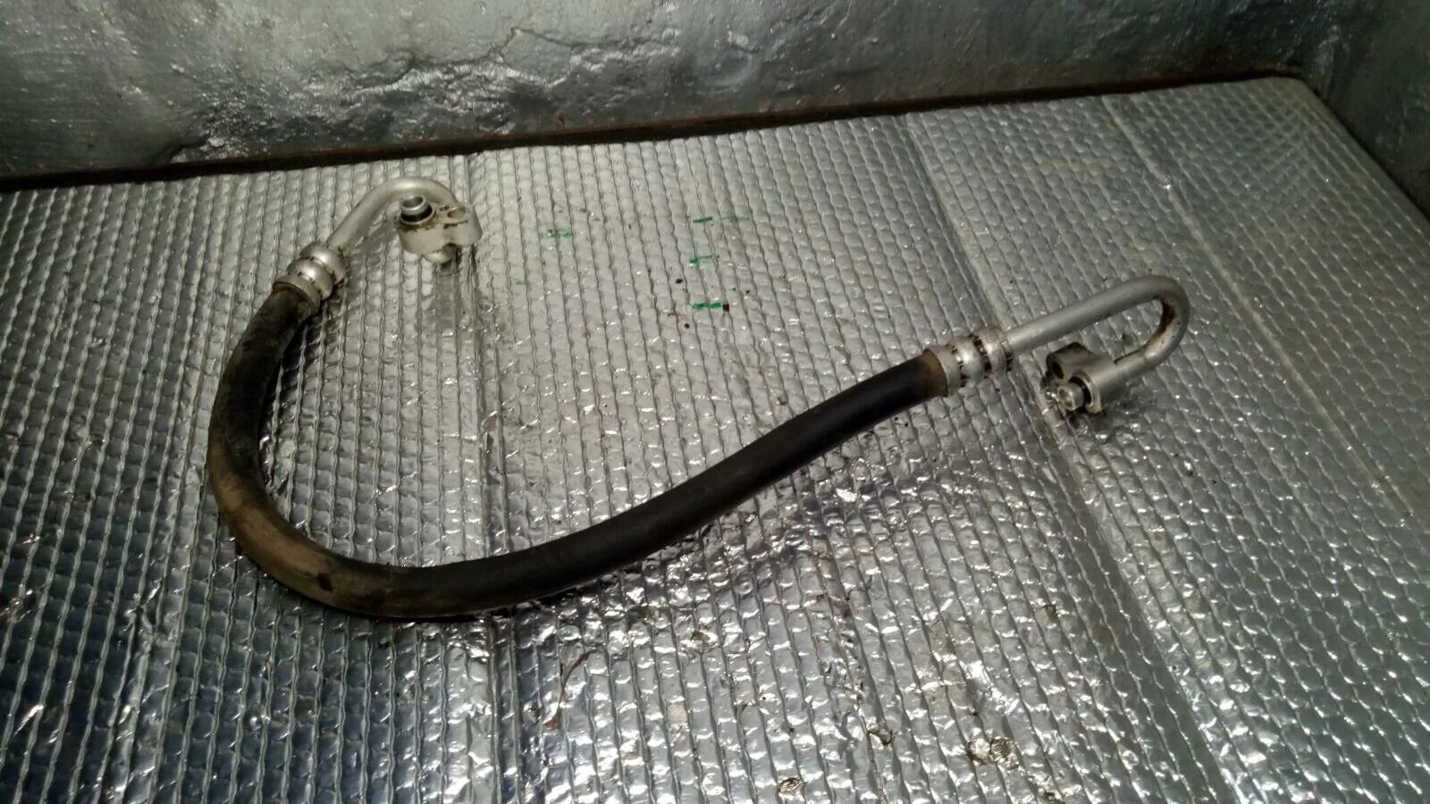 Трубки кондиционера митсубиси лансер 10. Трубка кондиционера митсубиси. Трубка кондиционера митсубиси. Трубка кондиционера митсубиси асх 1. Трубка высокого давления мицубиси asx 7815a646 7815b251.