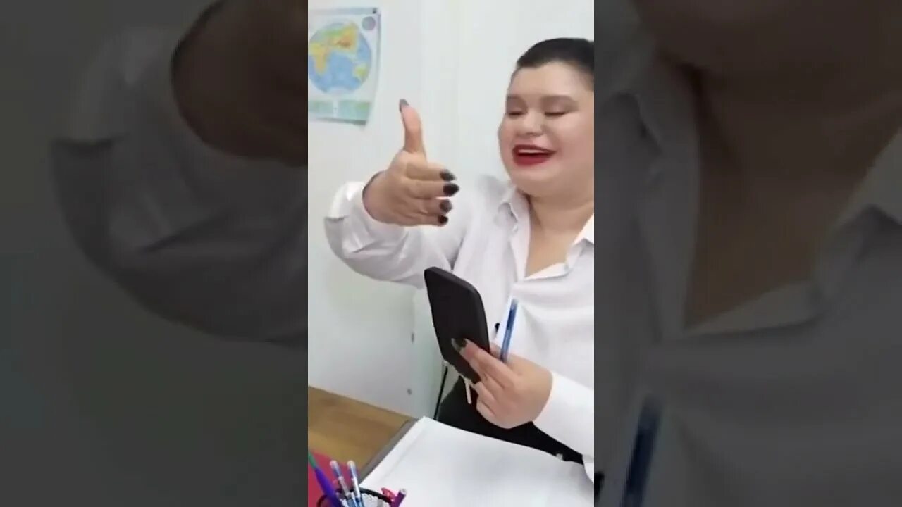 А4 способы пронести в больницу. Как пронести телефон на урок. как обмануть училку. как пронести телефон в школу. способы пронести телефон на урок.