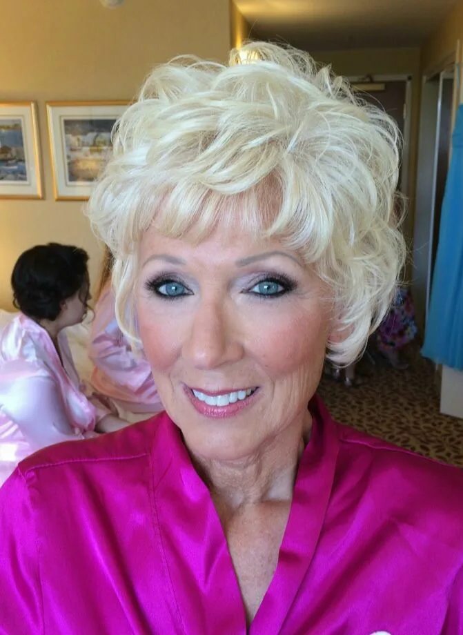 Blonde mature granny. Blonde mature granny. Blonde mature granny. Гренни блондинка. Матура джустин молодая.