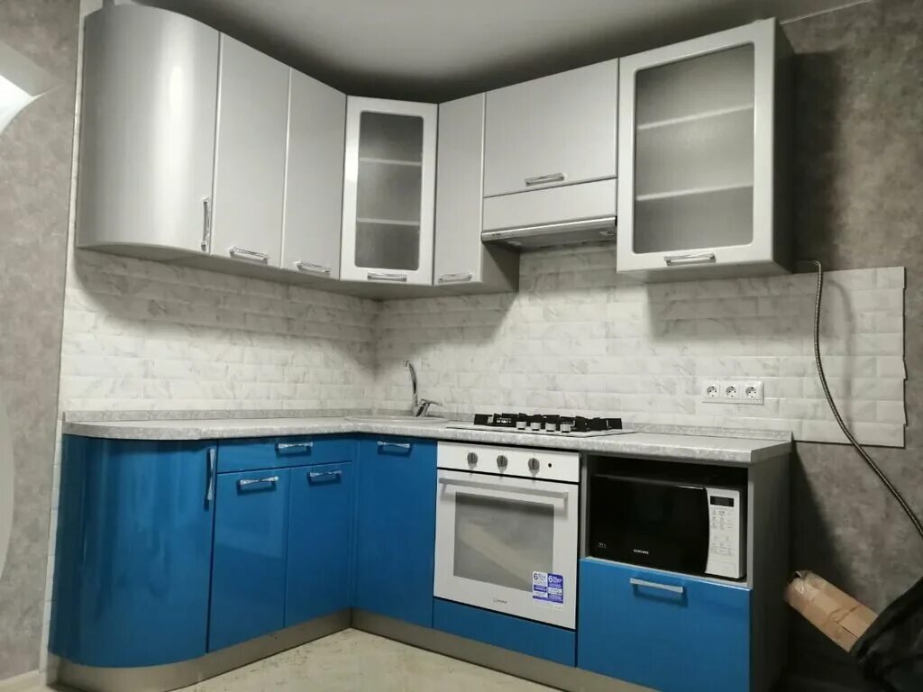 мебель на заказ коломна. кухонный гарнитур красно белый глянец. кухонная мебель валенсия. оранжевая кухня. мебель на заказ коломна.