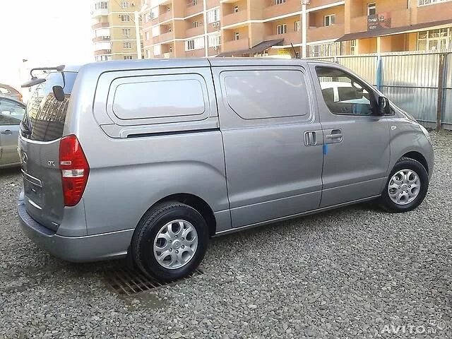 Купить гранд старекс 2.5 дизель. Hyundai Starex II 2.5L CRDI. Hyundai Grand Starex клиренс. Hyundai Grand Starex per м (7). Hyundai Grand Starex 2.5CRDI 175л.с. 2007-н.в.гг..