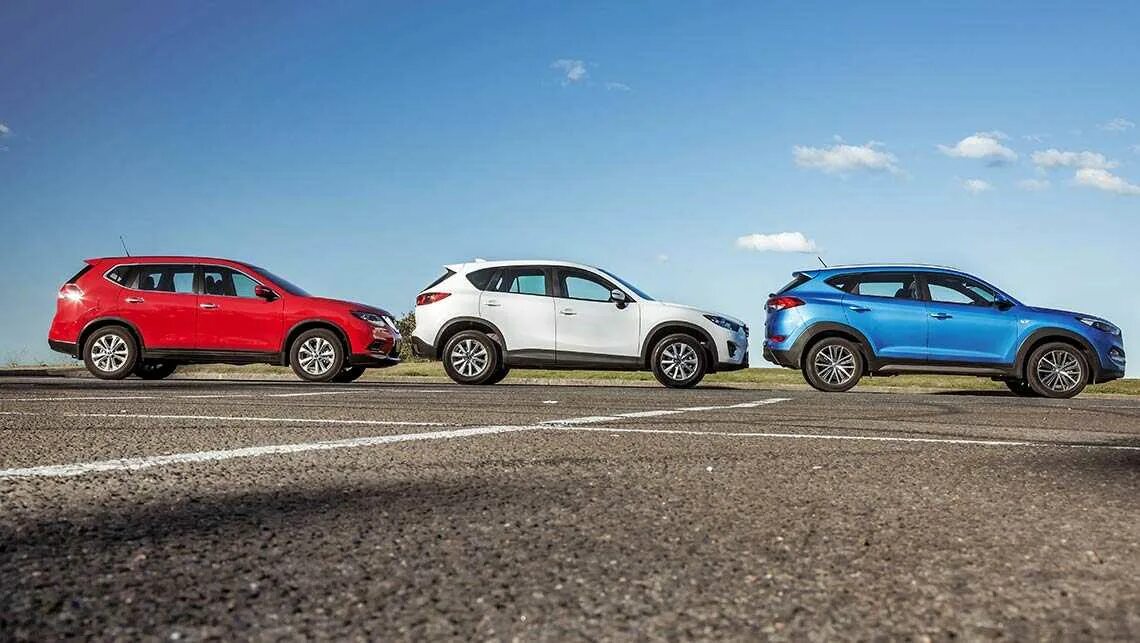 Nissan cx5. Мазда СХ-5 И Ниссан х Трейл. Nissan x-Trail vs Nissan Qashqai. Mitsubishi cx5. Сх 5 сравнение