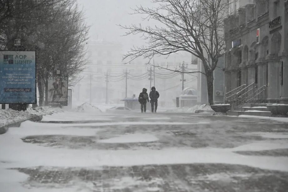 Погода в хабаровске в мае 2024 года. Снегопад в Хабаровске. Циклон в Хабаровском крае. Снежный (Хабаровский край). В Хабаровске выпал снег.