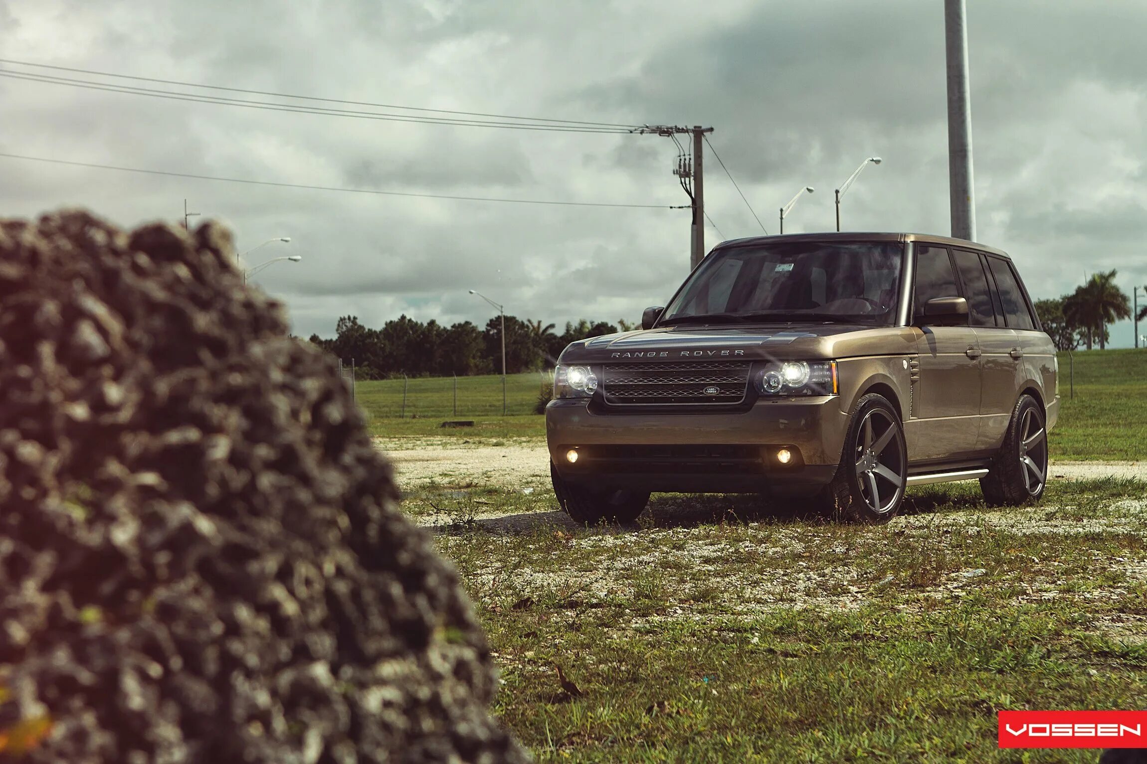 Песню range rover. Range rover 1920 1080. range rover l460. range rover sport l320. range rover l405 зеленый.