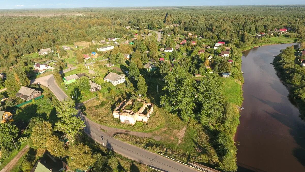 Горячего новгородская область. Оскуй Новгородская область деревня. Оскуй Чудовский район Новгородская область. Село Оскуй Чудовский район. Усадьба Любищева Оскуй.