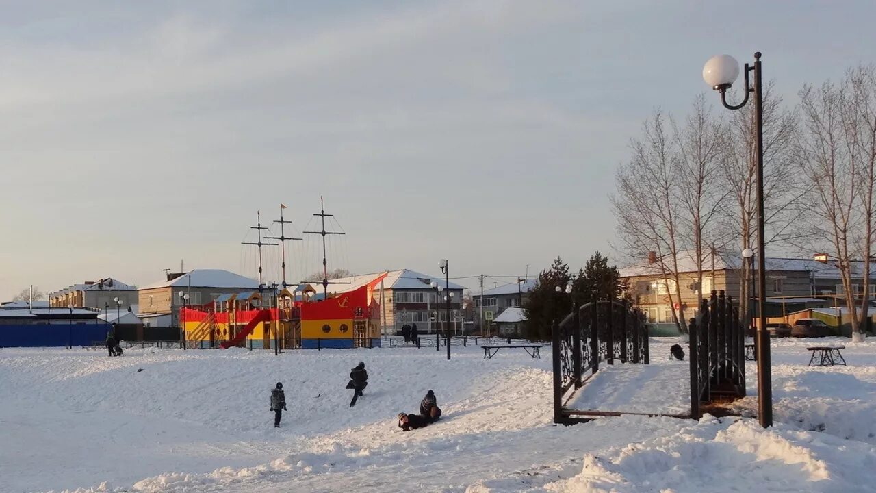 Погода в абатском тюменской на 10 дней. Абатский район Тюменской области. Парк Абатское. Парк Пушкина с.Абатское. Село Абатск.