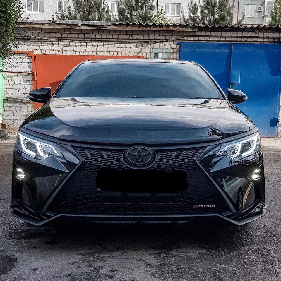 Тюнинг камри кузов. Camry xv50 антихром. Toyota Camry 55 3.5 Tuning. Toyota Camry 50 антихром. Тойота Камри 55 черная антихром.