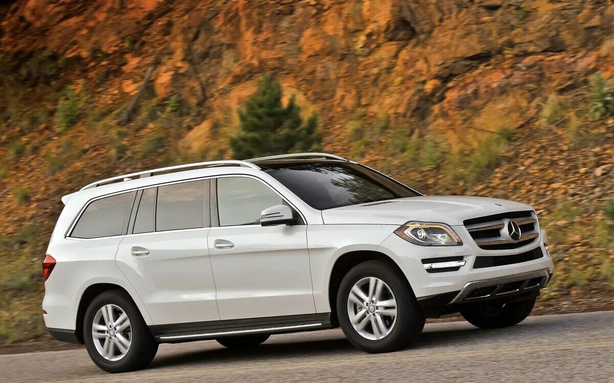 Mercedes benz gl 63 amg. Mercedes gl x166 amg. Mercedes gl 350. Mercedes benz gl 500 2012. Мерседес gl 350 белый.