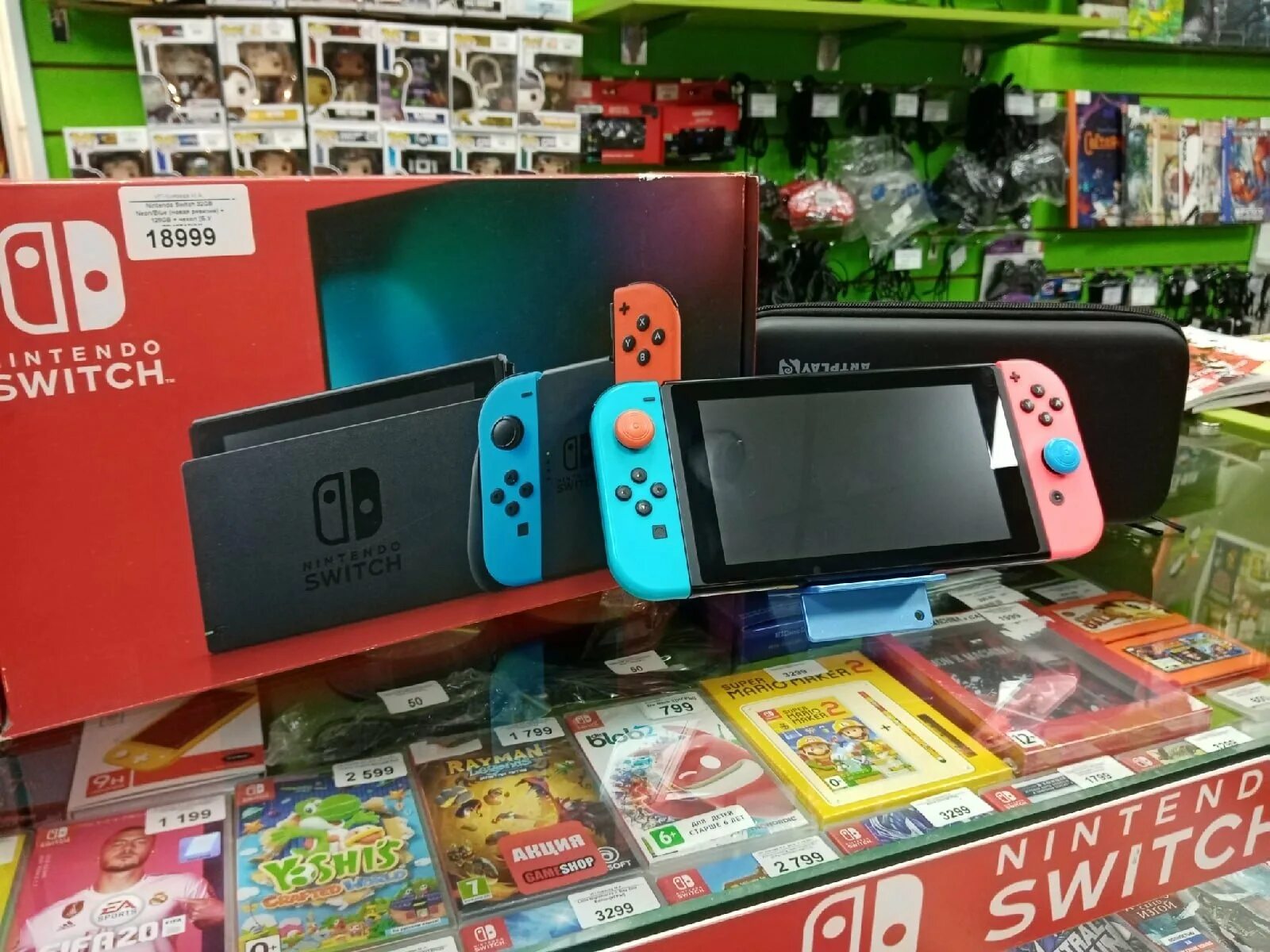 Nintendo switch little. Nintendo Switch 32 GB. Игровая консоль Nintendo Switch 32 GB. Игровая консоль Nintendo Switch 32gb Neon. Игровая приставка Nintendo Switch Lite 32 ГБ.