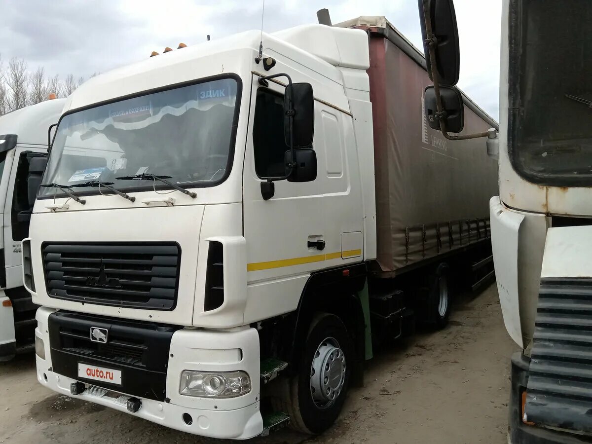 Маз 5440 белый. Маз 5440 2011 года. Маз 5440 2011 года. Тягач маз 5440 2011. Маз 2011 года выпуска.