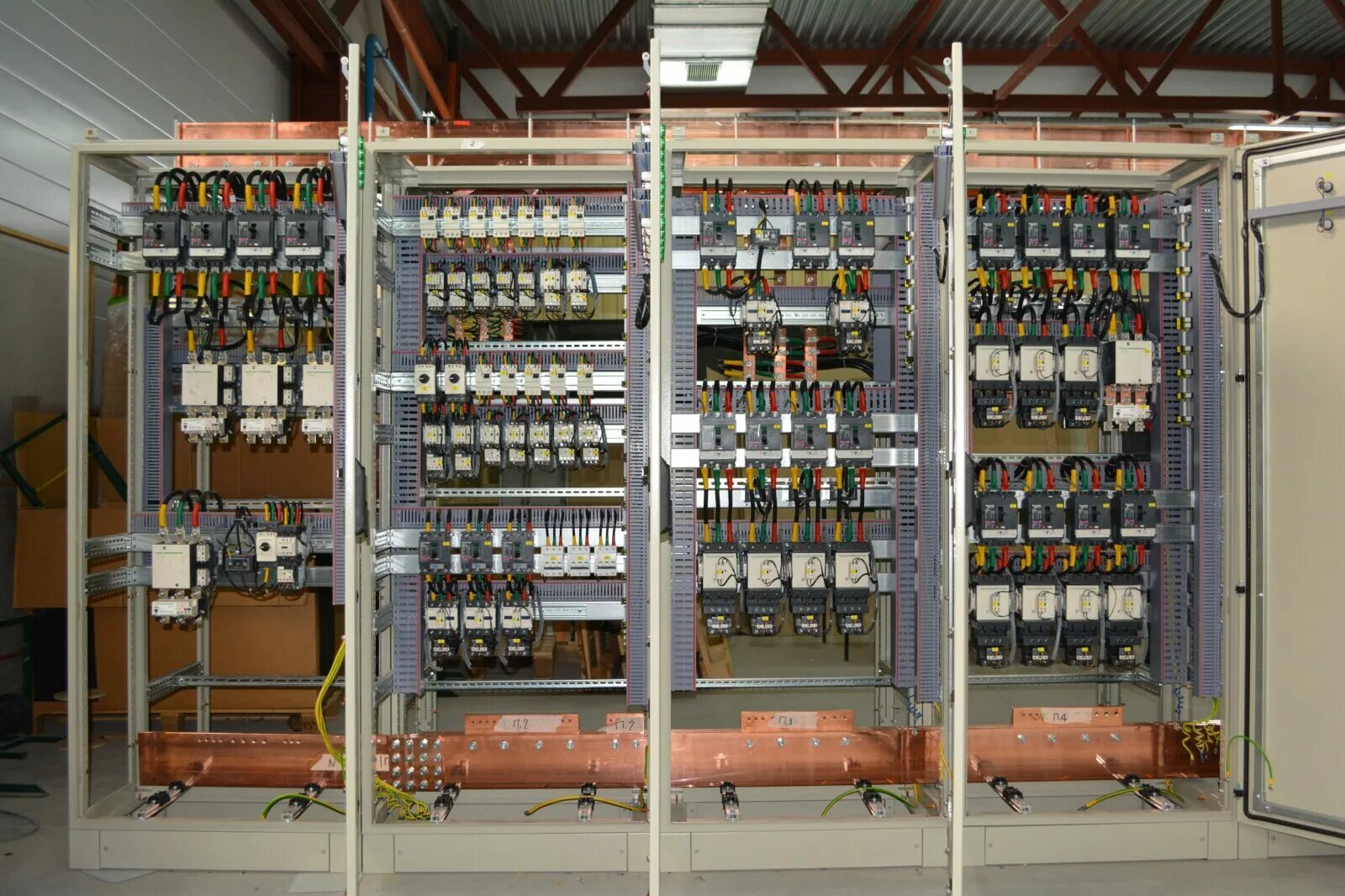 Вру dkc шкаф 800. Щит вру1-11-10 ухл4. Щит главный грщ 1. Вру-04 кв жилого дома. Вру что есть девушка.